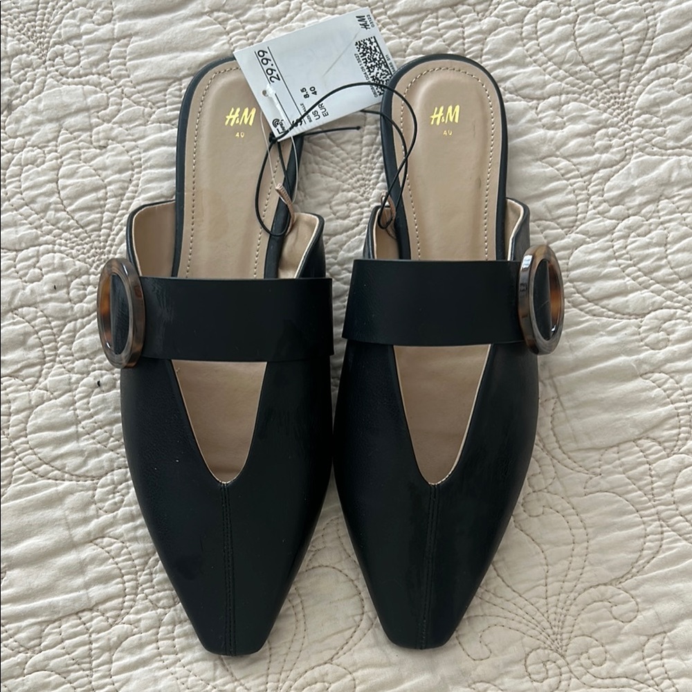 H&M Black Mules Modern Minimalist Design